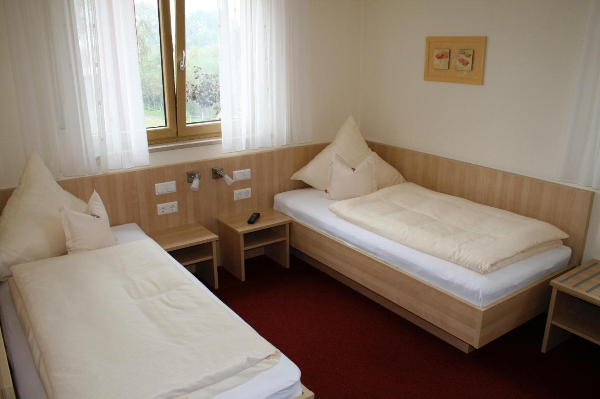 Landhotel Winter Affing Екстер'єр фото