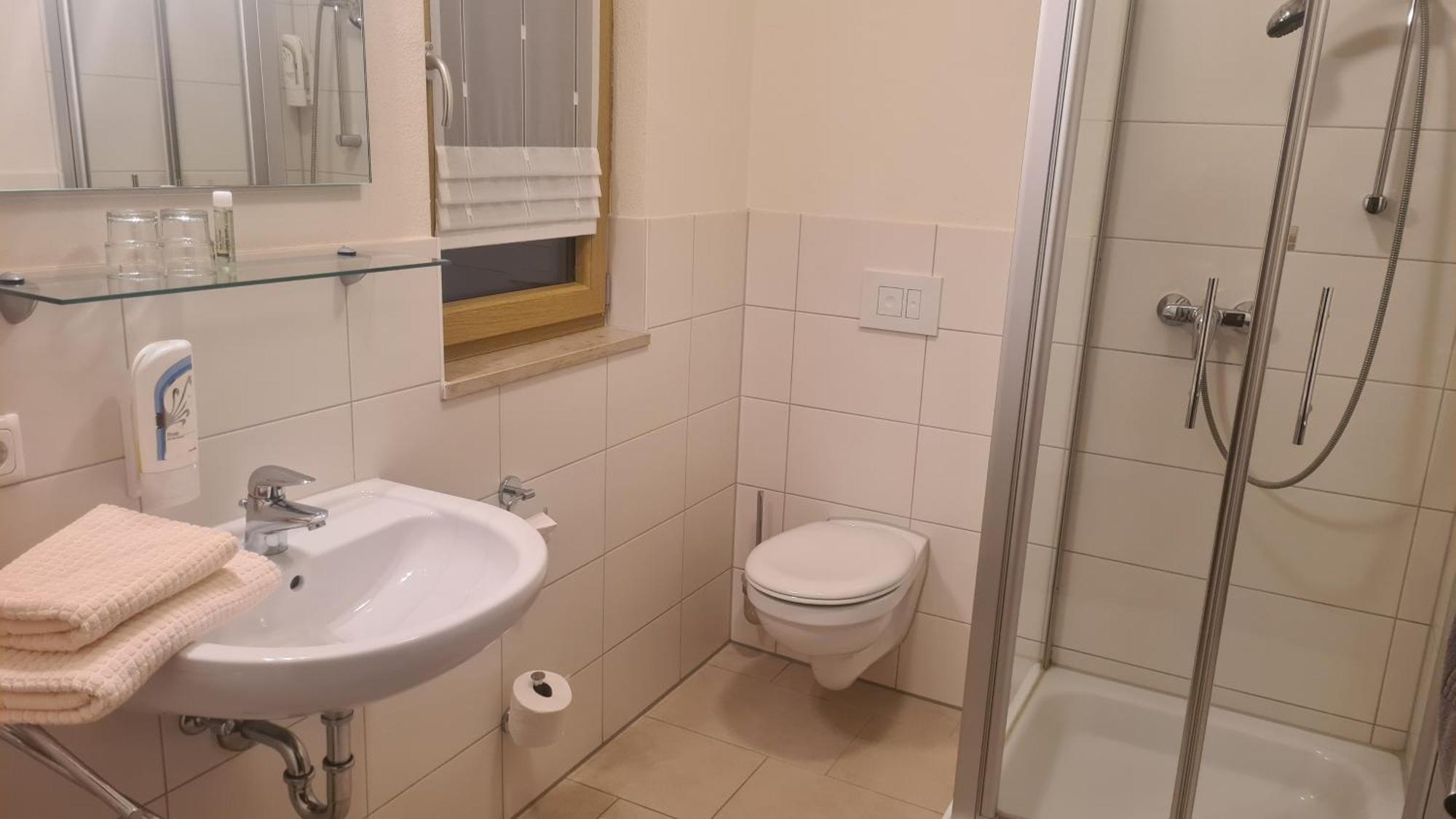 Landhotel Winter Affing Екстер'єр фото